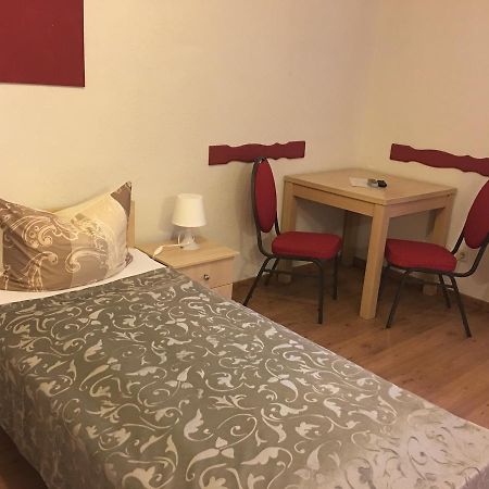 Pension Am Radweg & Ristorante Juani Wriezen Εξωτερικό φωτογραφία