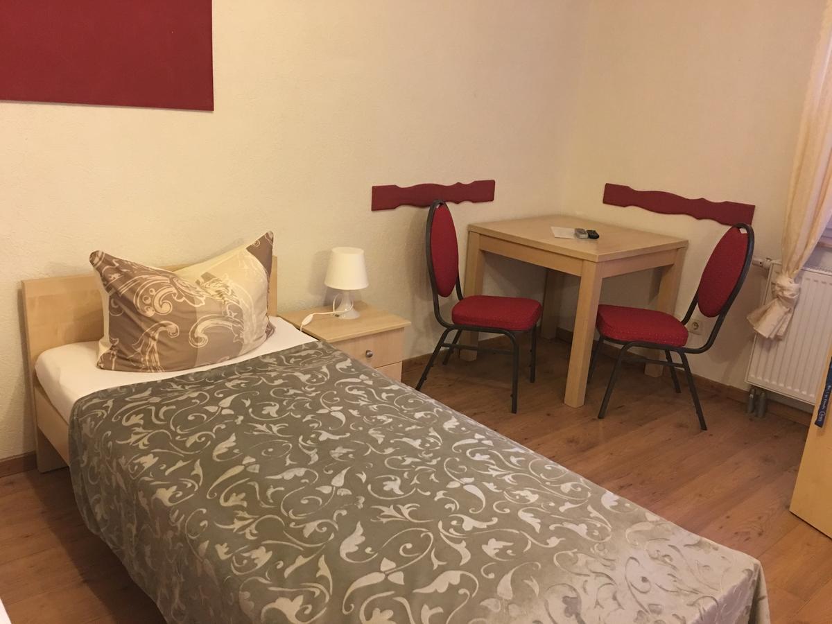 Pension Am Radweg & Ristorante Juani Wriezen Εξωτερικό φωτογραφία