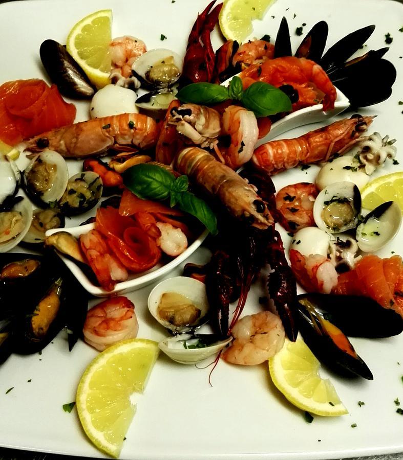 Pension Am Radweg & Ristorante Juani Wriezen Εξωτερικό φωτογραφία